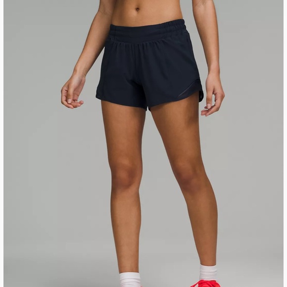 Lululemon Hotty Hot short 4” lined - Picture 2 of 13